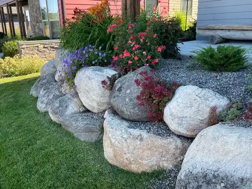 landscaping services Dakota Dunes